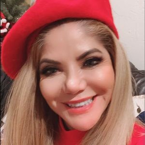 Meet your Posher, Rocio